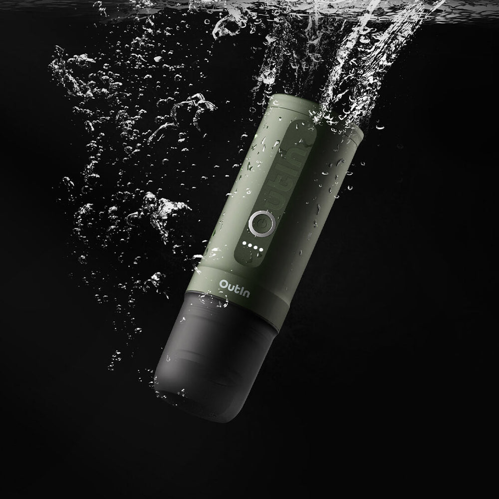 Outin Nano Tragbare Espresso Maschine (Forest Green) - Coffee Coaching Club
