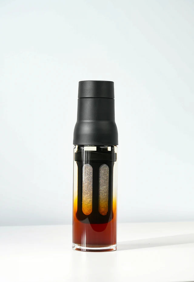 Varia Cold Brew Flasche - Coffee Coaching Club