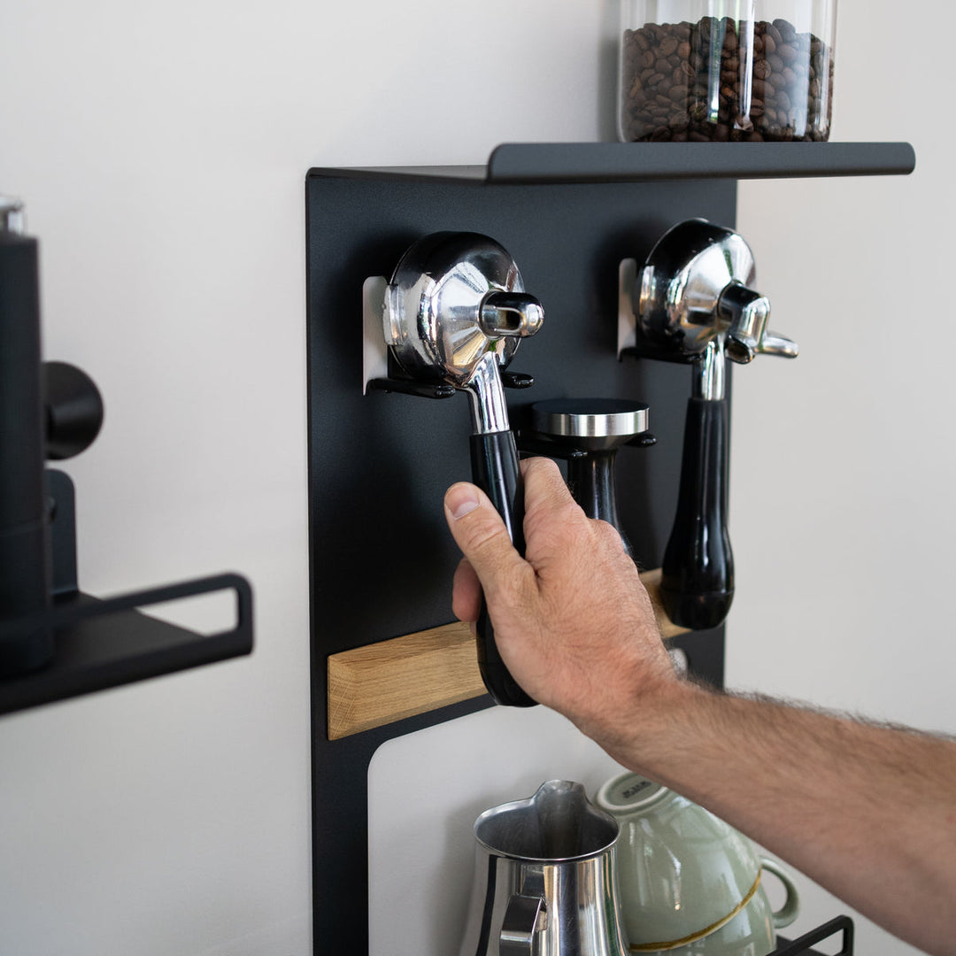 Flate - Barista Regal für Barista Zubehör - Coffee Coaching Club