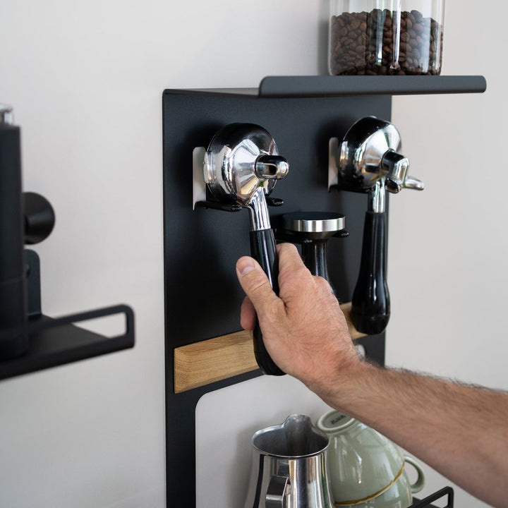Flate - Barista Regal für Barista Zubehör - Coffee Coaching Club