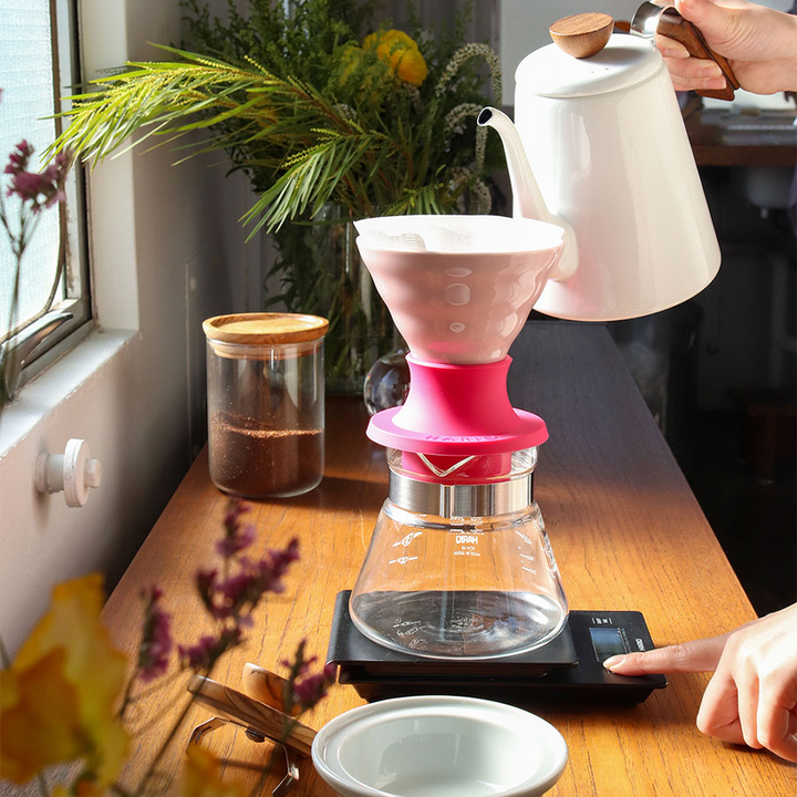 Der Hario V60 Keramik oder Glas Immersion Coffee Dripper SWITCH - Coffee Coaching Club