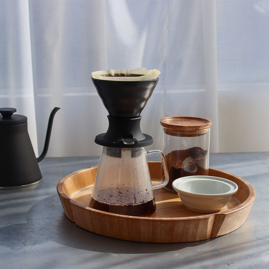 Der Hario V60 Keramik oder Glas Immersion Coffee Dripper SWITCH - Coffee Coaching Club