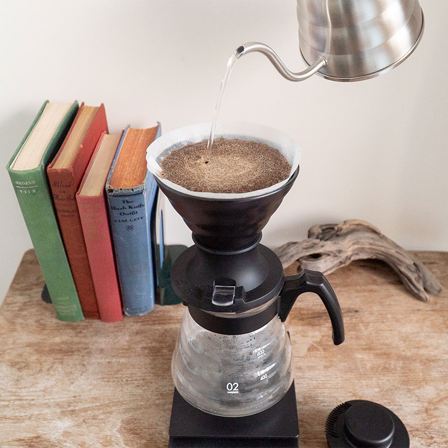 Der Hario V60 Keramik oder Glas Immersion Coffee Dripper SWITCH - Coffee Coaching Club