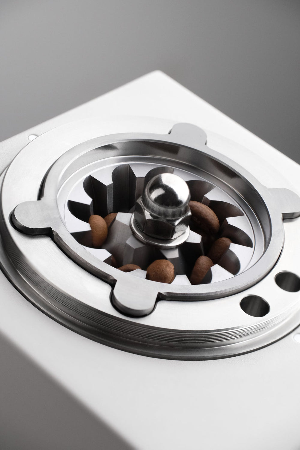 Varia VS6 Hypernova Ultra Plasma Titanium 63mm Conical Burrs - Coffee Coaching Club GmbH