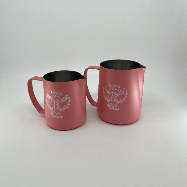 Dario Pieber Latte Art Milch Pitcher - Coffee Coaching Club GmbH
