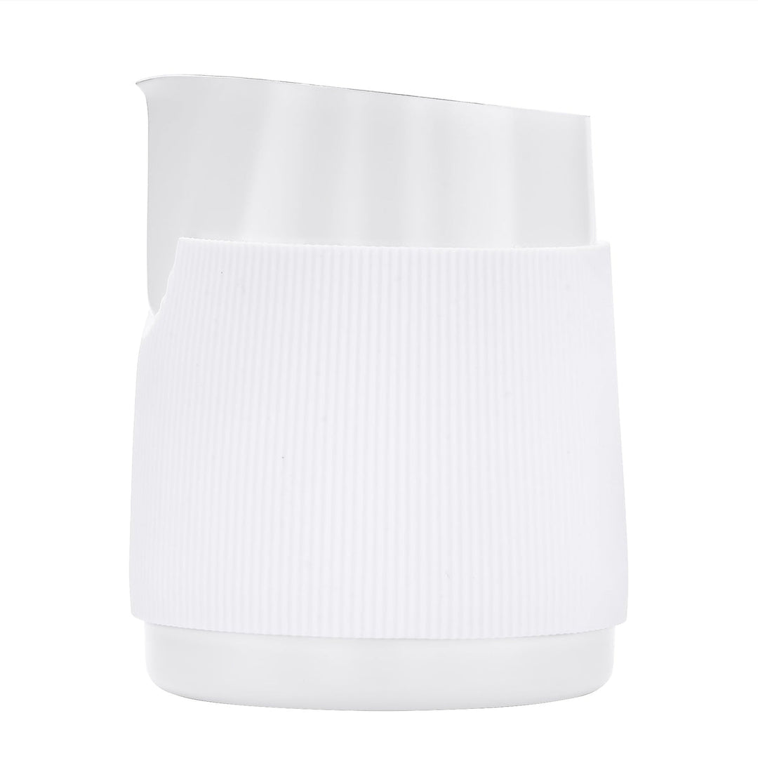 Normcore Premium Handleless Milch Pitcher 450 ml Rund Weiss - Coffee Coaching Club