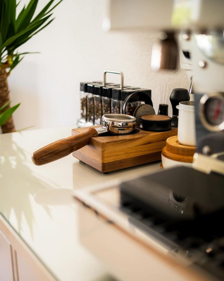 Normcore Premium Tampingstation Nussbaum - Coffee Coaching Club