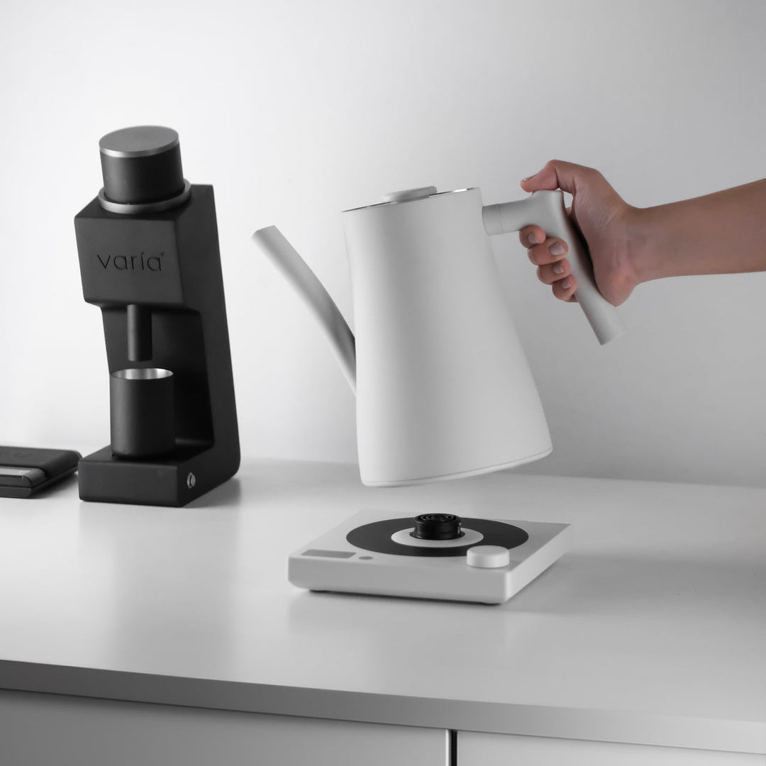 Varia Aura Smarter Wasserkocher 1.5L - Coffee Coaching Club