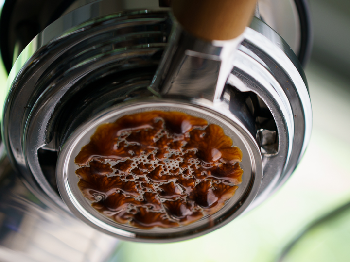 Unifilter - Weltweit erster Unibody-Siebträger - Coffee Coaching Club