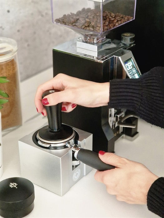 Eureka Mignon Metal Tamping Station - Coffee Coaching Club