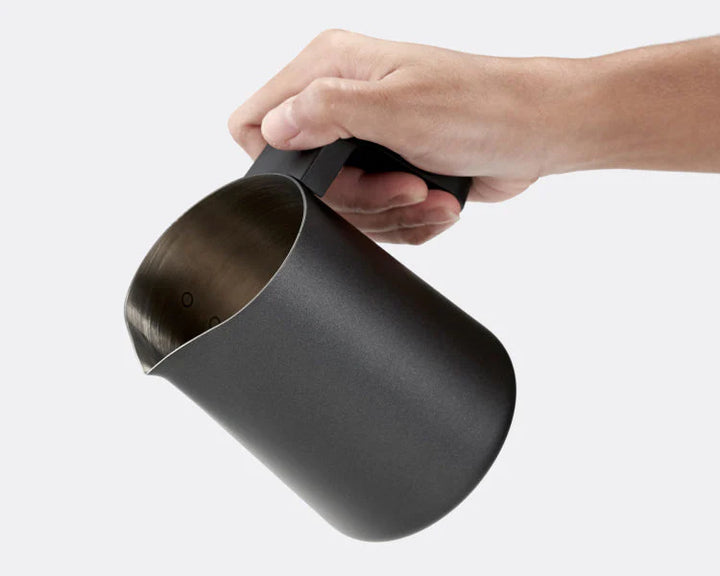Subminimal Flowtip Milch Pitcher - Coffee Coaching Club