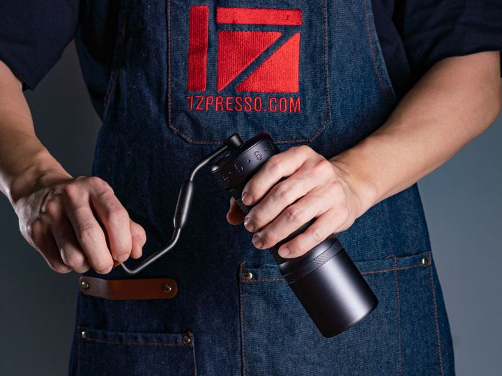 1Zpresso K-Ultra Eisengrau wird von Hand gemahlen – Coffee Coaching Club 10