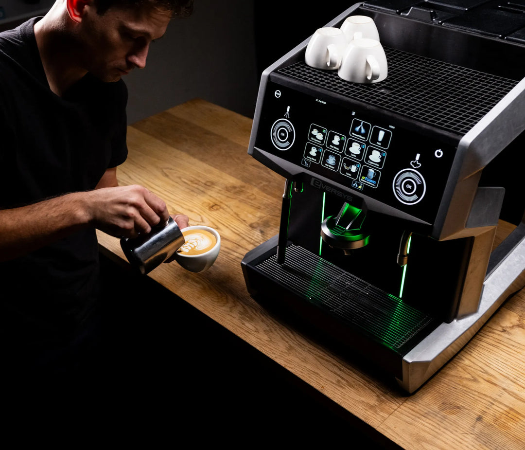 Eversys Cameo Super Traditional mit Barista - offizielle Konfiguration - Preis auf Anfrage