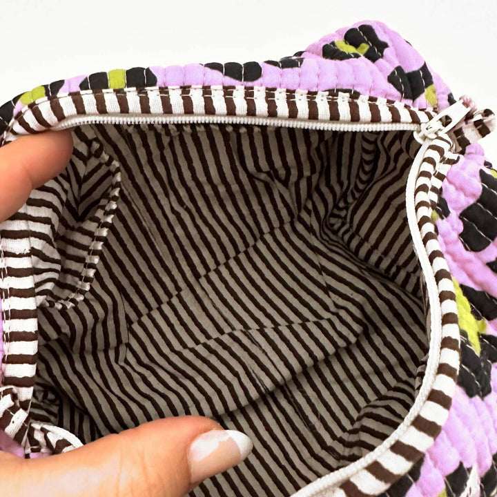 Kikooni Kosmetiktasche Oh Leo Cosmic Lilac Innenansicht mit gestreiftem Baumwollfutter – Coffee Coaching Club 6
