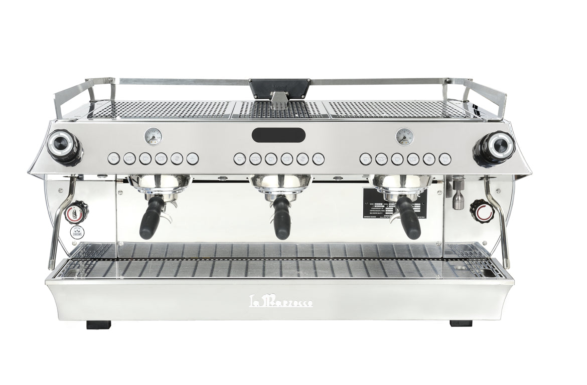 La Marzocco GB5 X AV 3-gruppig – Seitenansicht – Coffee Coaching Club 2