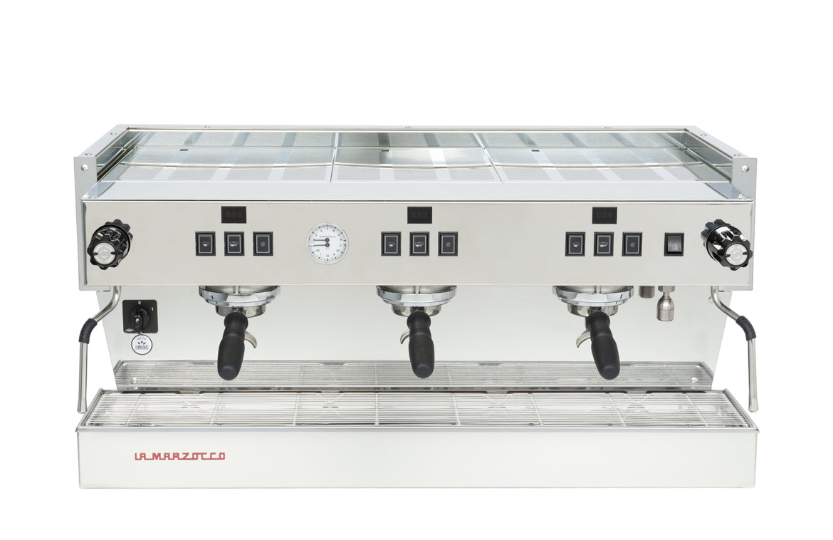 La Marzocco Linea Classic S AV 3-gruppig – Seitenansicht – Coffee Coaching Club 2
