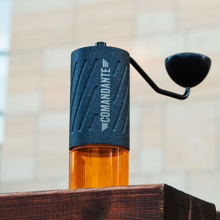 コマンダンテ C60 Nautilus&nbsp;Blue Comandante C60 Baracuda - Nautilus Blue - Limited Edition – Coffee