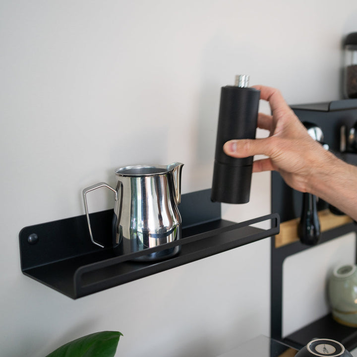 Flate - Etagère murale Barista pour grains de café et accessoires barista