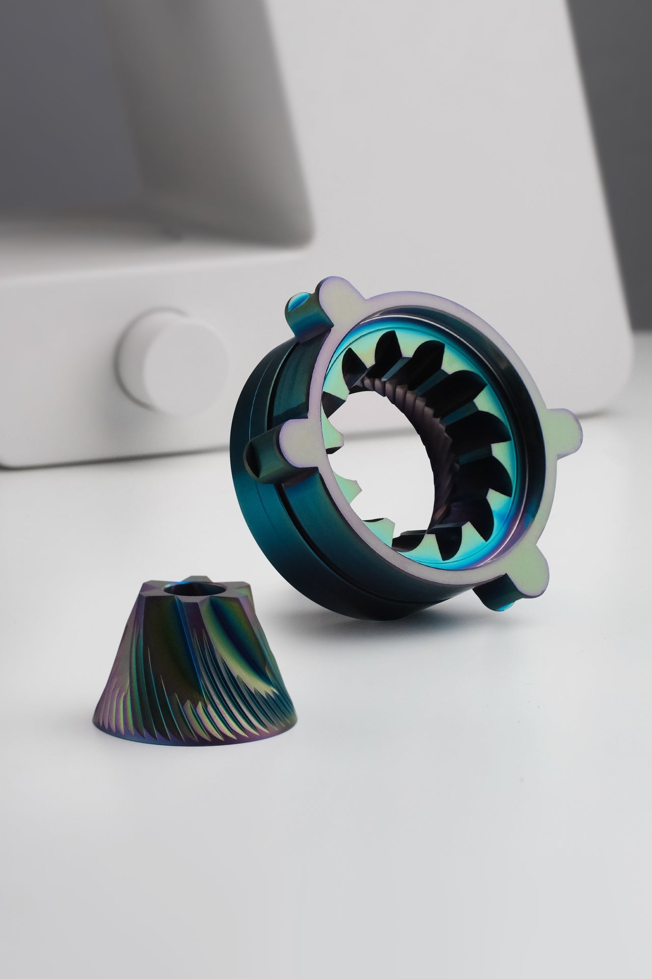 Varia VS6 Hypernova Titanium Konusscheiben Detailansicht – Coffee Coaching Club 2