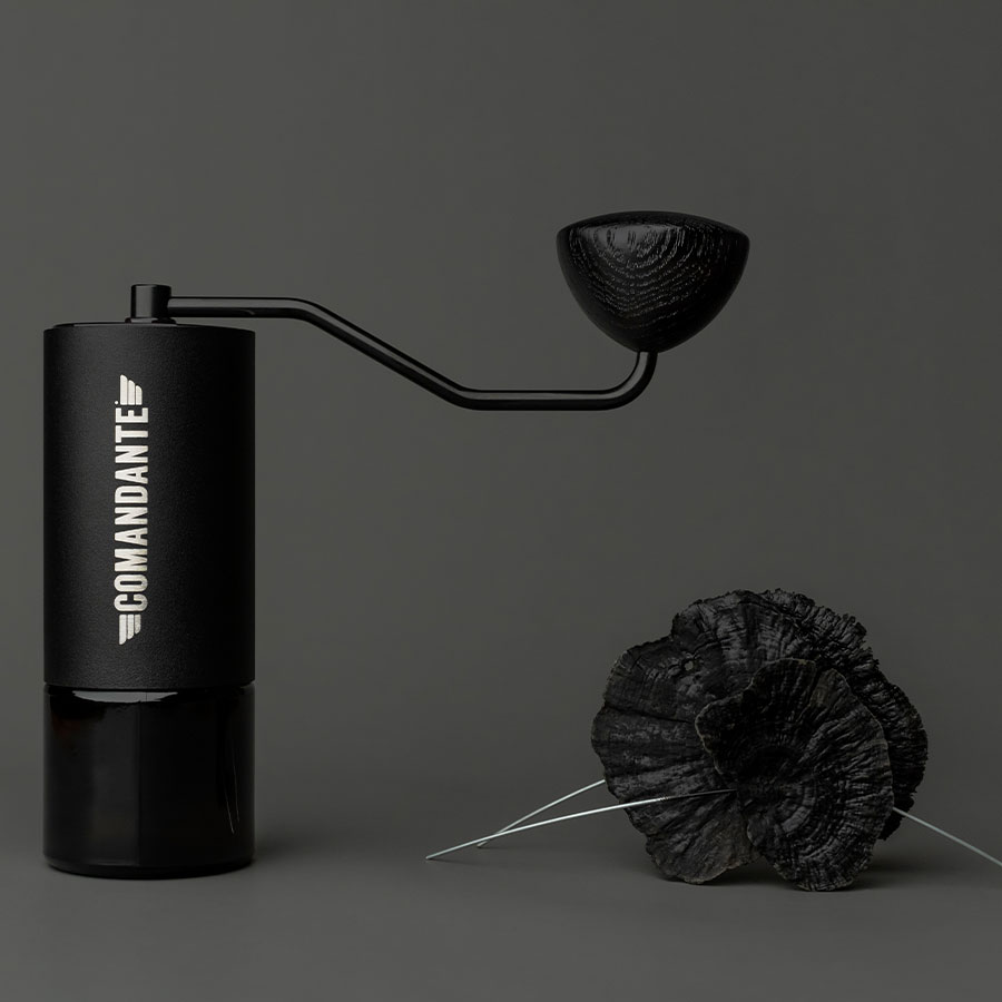 Comandante® Black Crank XL-Kurbel – Das perfekte Upgrade für deine C40 Mühle - Coffee Coaching Club GmbH