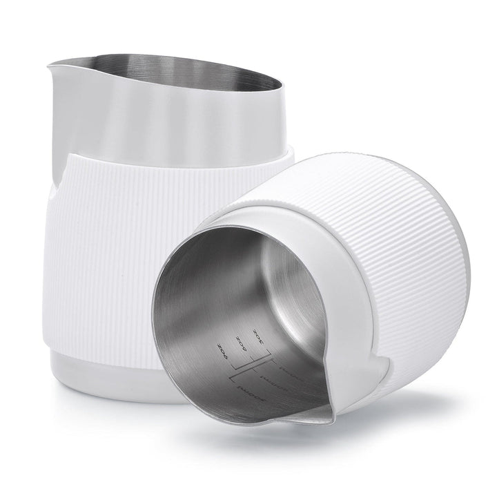 Normcore Premium Handleless Milch Pitcher 450 ml - Coffee Coaching Club GmbH