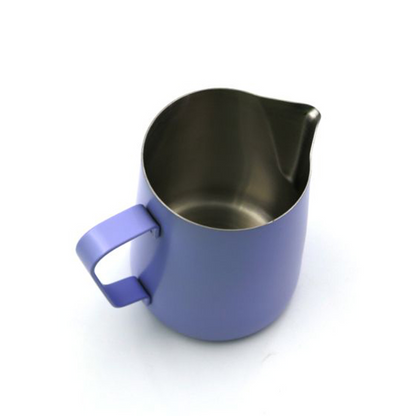 Rhino Classic 450 ml Milchkännchen - Pitcher - Lavender - Coffee Coaching Club