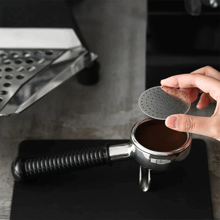 MHW-3BOMBER Espresso Puck Sieb 58.5 mm 0.8 mm - Coffee Coaching Club