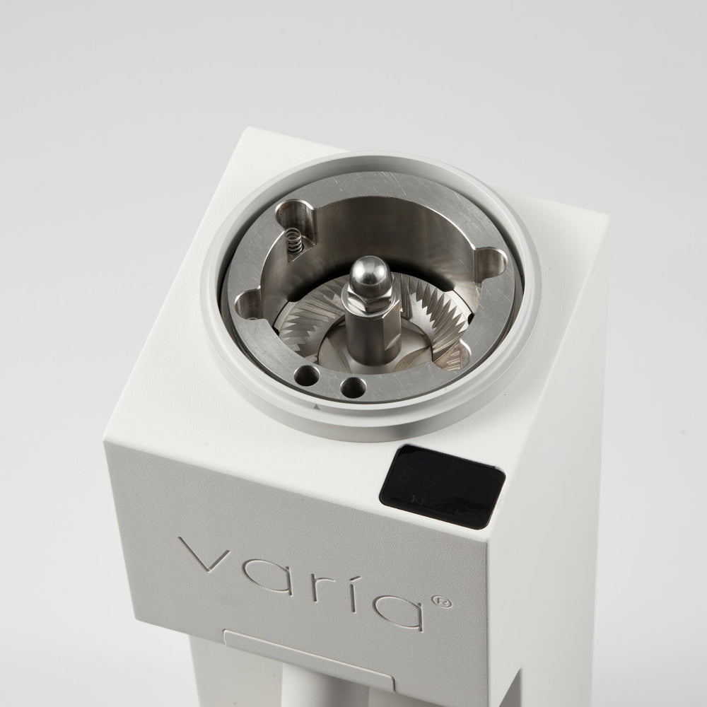Varia VS6 von oben mit eingesetztem 63-mm-Kegelmahlwerk