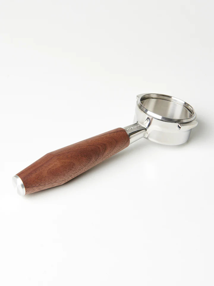 Pesado Specht Design Doppelauslauf oder Boden Los Portafilter mit Holzgriff & Metall-Endkappe