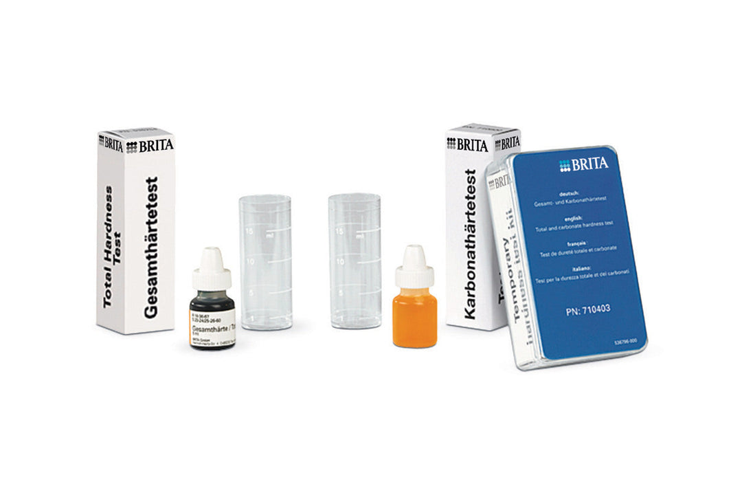 BRITA Testkit für Gesamt- und Karbonathärte mit Messröhrchen und Indikatorlösung zur Messung der Wasserhärte im Leitungswasser