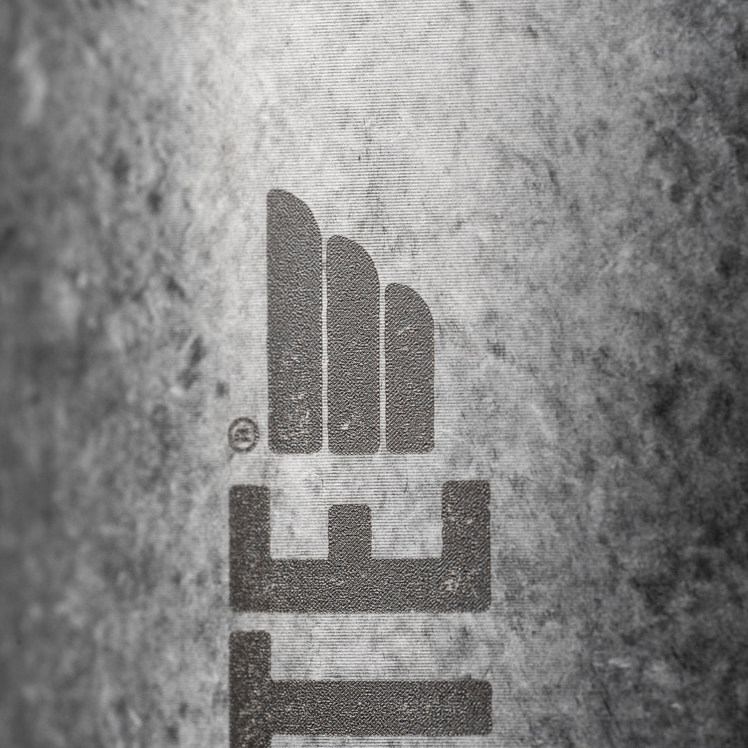 Comandante C40 MK4 Lab Series Nitro Blade Comandante-Logo auf Stone-Washed-Oberfläche – Coffee Coaching Club 8