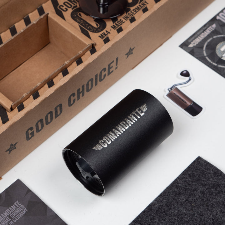 Comandante C40 MK4 Nitro Blade Schwarz mit Verpackung – Coffee Coaching Club 22