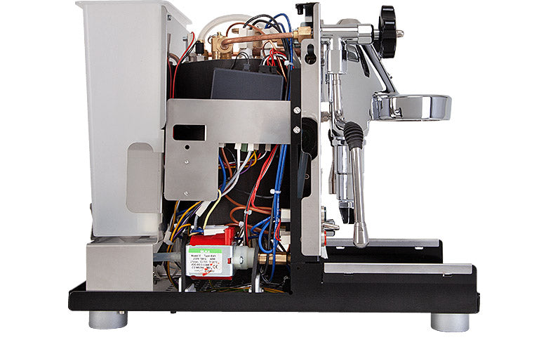 ECM Mechanika VI Slim Innenleben mit Kessel und Pumpe, Gehäuse abgenommen – Coffee Coaching Club 7