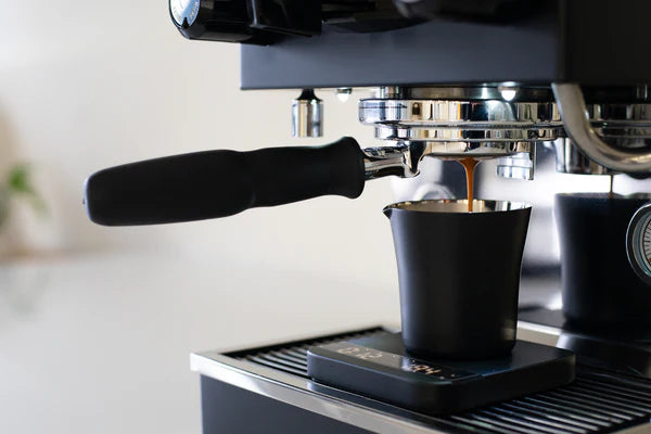 Acaia Cup mit Ausguss 120 ml – Präzision & Stil genießen