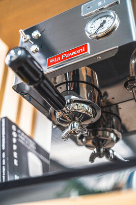 La Pavoni Casa Bar PID– Deine kompakte Siebträgermaschine für Barista-Genuss