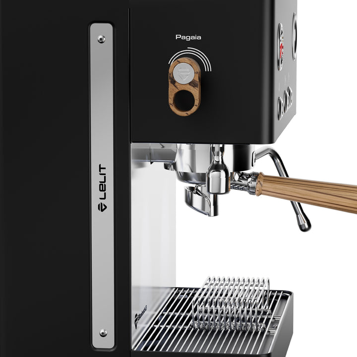 Lelit Elizabeth3 noire, bande latérale en inox poli avec Pagaia – Coffee Coaching Club 13