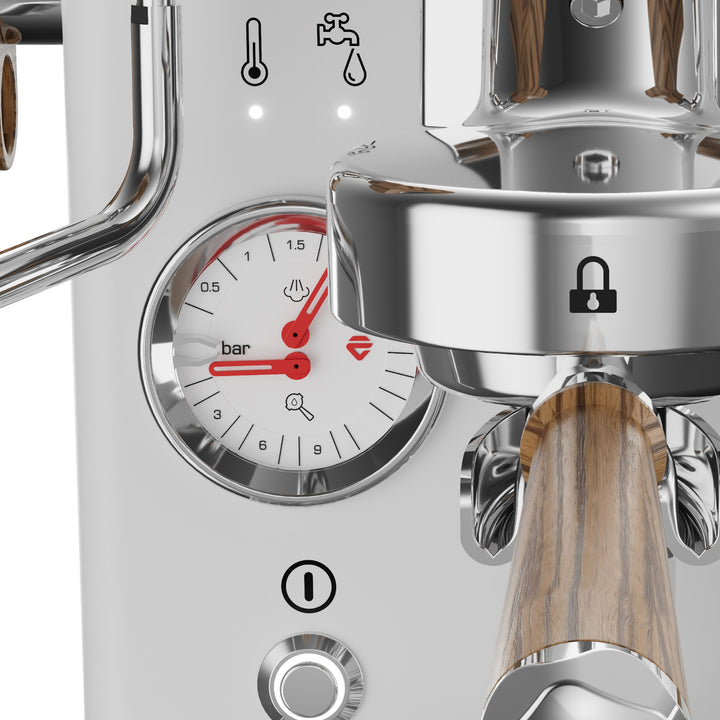 Lelit Mara X3, luzes indicadoras, manómetro e porta-filtro – Coffee Coaching Club 25