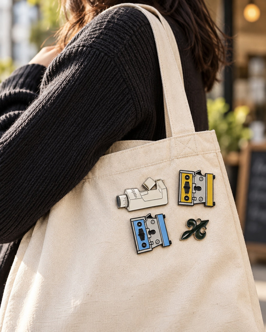 Spille Varia e La Marzocco su una borsa di stoffa – Coffee Coaching Club 9