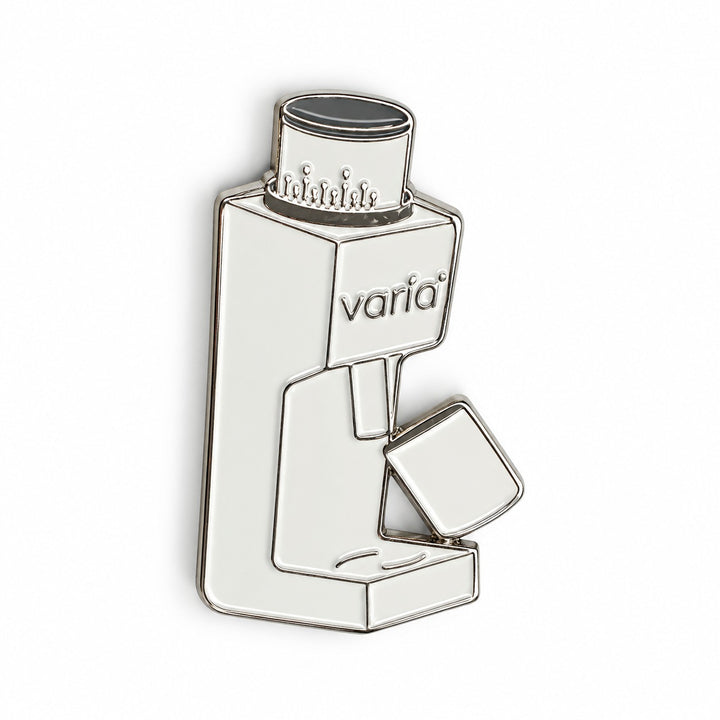 Varia Pin VS3 Bianco, fronte – Coffee Coaching Club 1