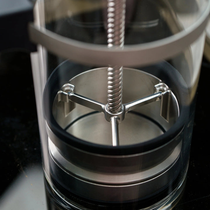 Weber Workshops BIRD Claw auf der Pod im Glas – Coffee Coaching Club 23