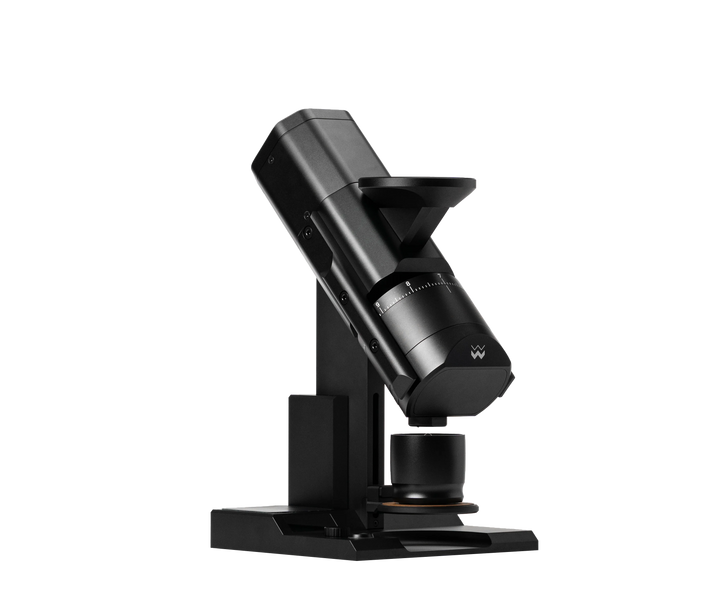 Weber Workshops EG-1 neue Generation Schwarz (Onyx) Dreiviertelansicht von vorne – Coffee Coaching Club 8