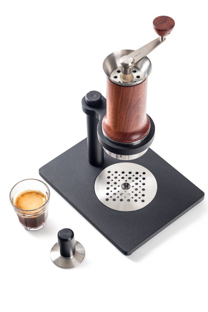 Aram Espresso Maker + Stahlständer - Coffee Coaching Club