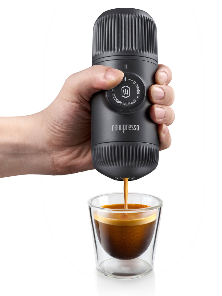 WACACO Nanopresso Tragbare Espressomaschine - Anthrazit - Coffee Coaching Club